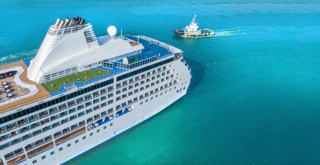 Celebrity Cruises vs Royal Caribbean