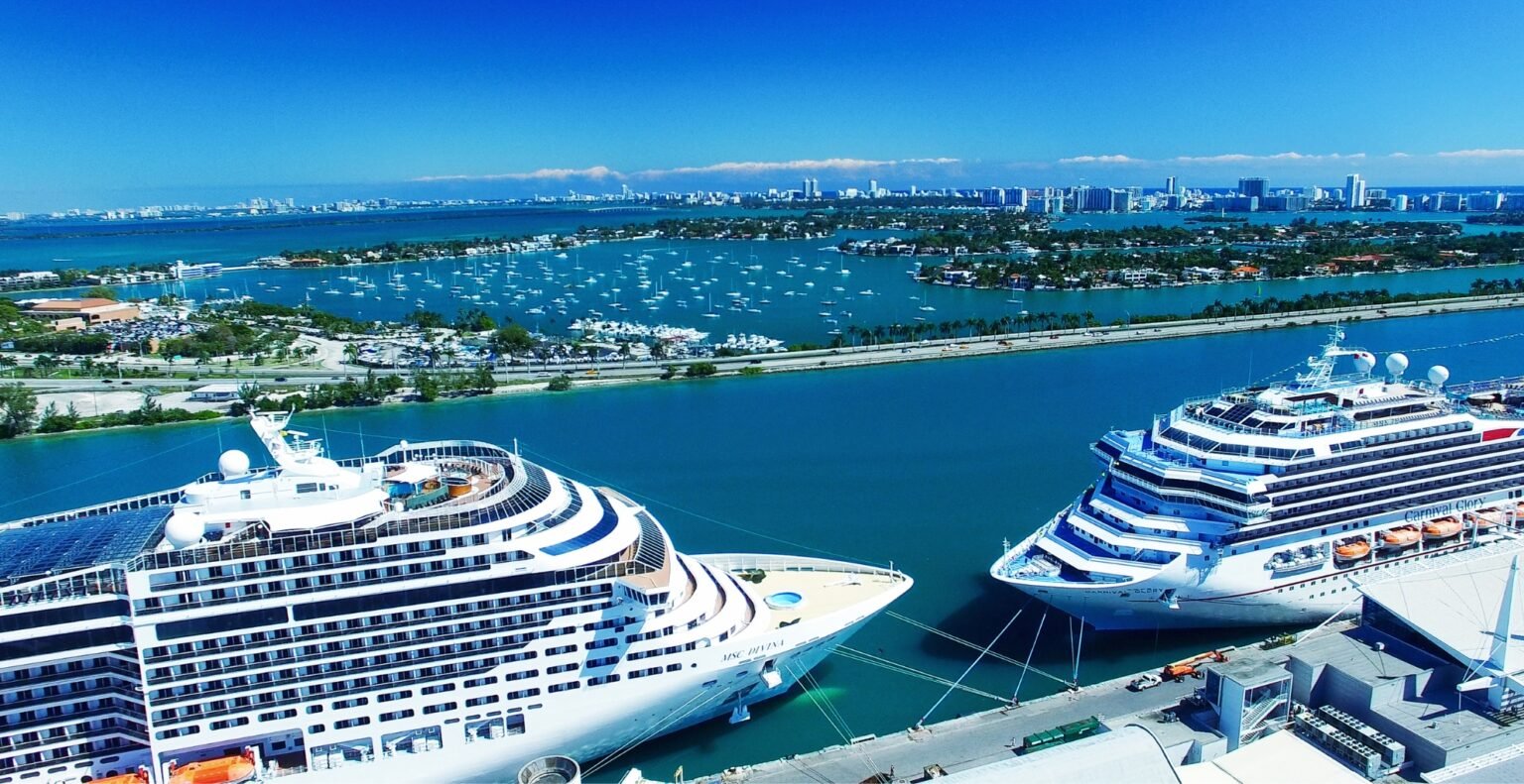 How Many People on a Cruise Ship: Understanding Passenger Capacity and ...