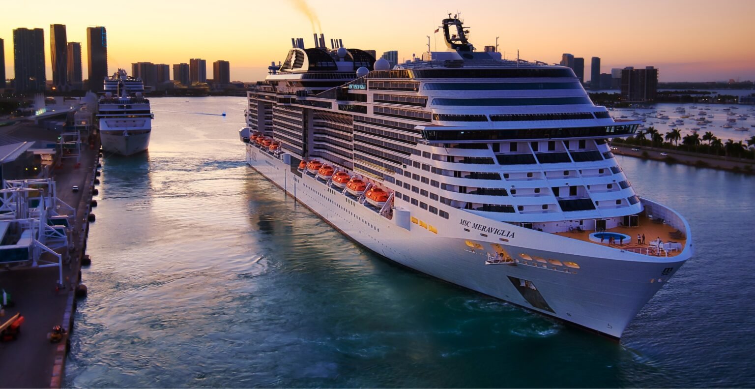 How Many People on a Cruise Ship: Understanding Passenger Capacity and ...